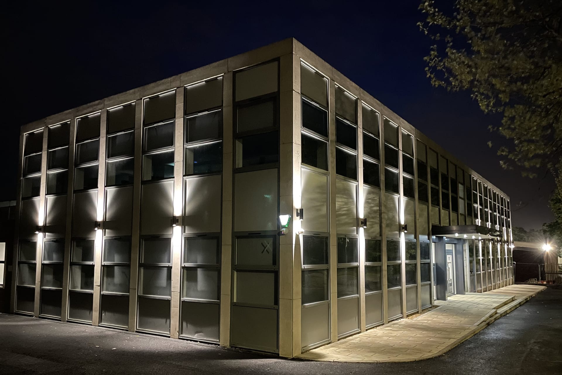 Lakeview House office nighshot