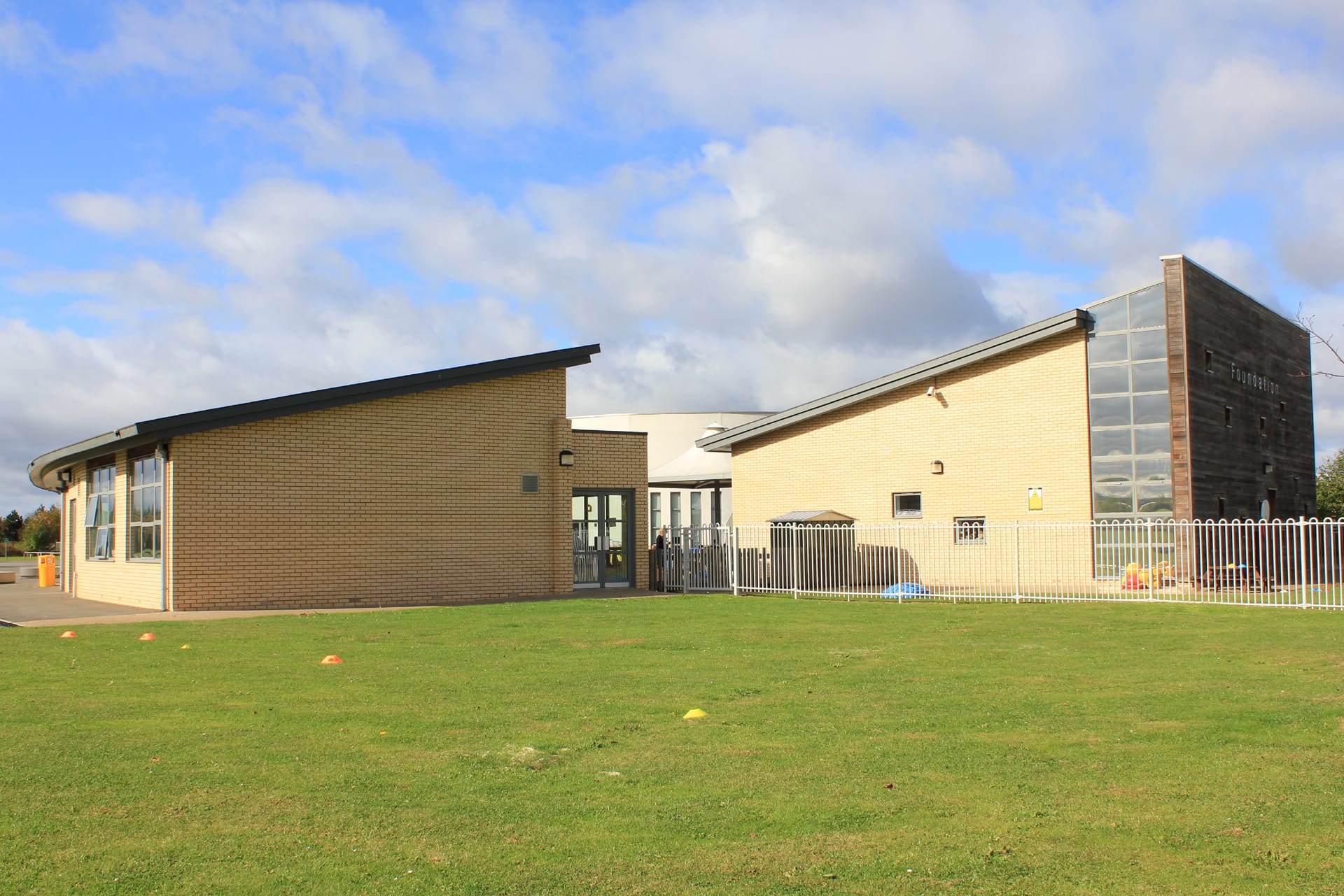Middelton School Ibstock bricks