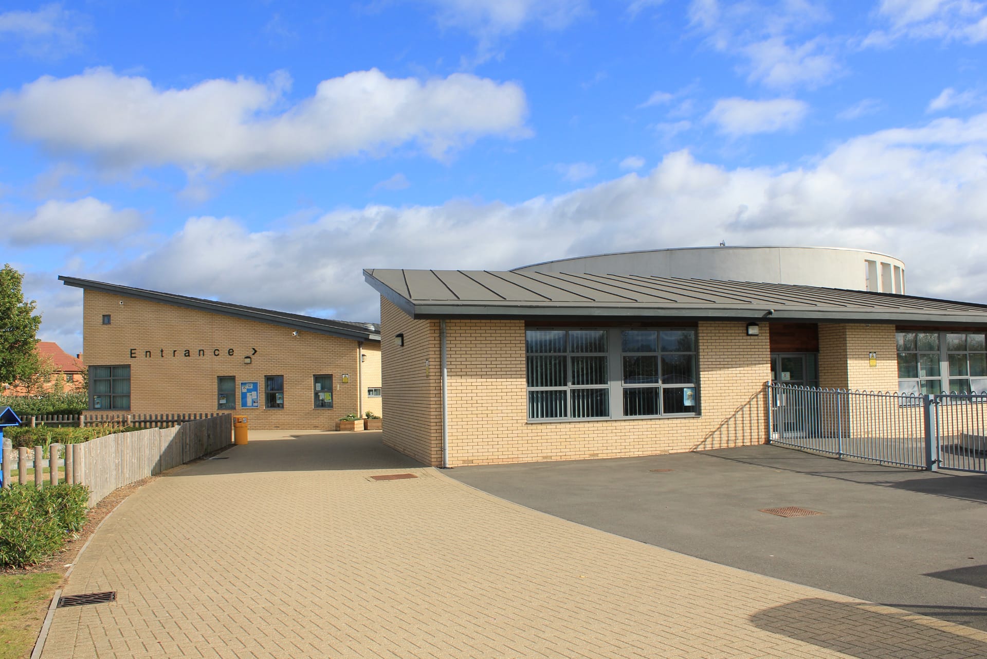 Middleton School Noon Layer Drive