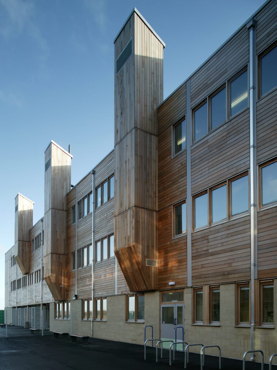 Oakgrove School natural ventilation chimney stacks